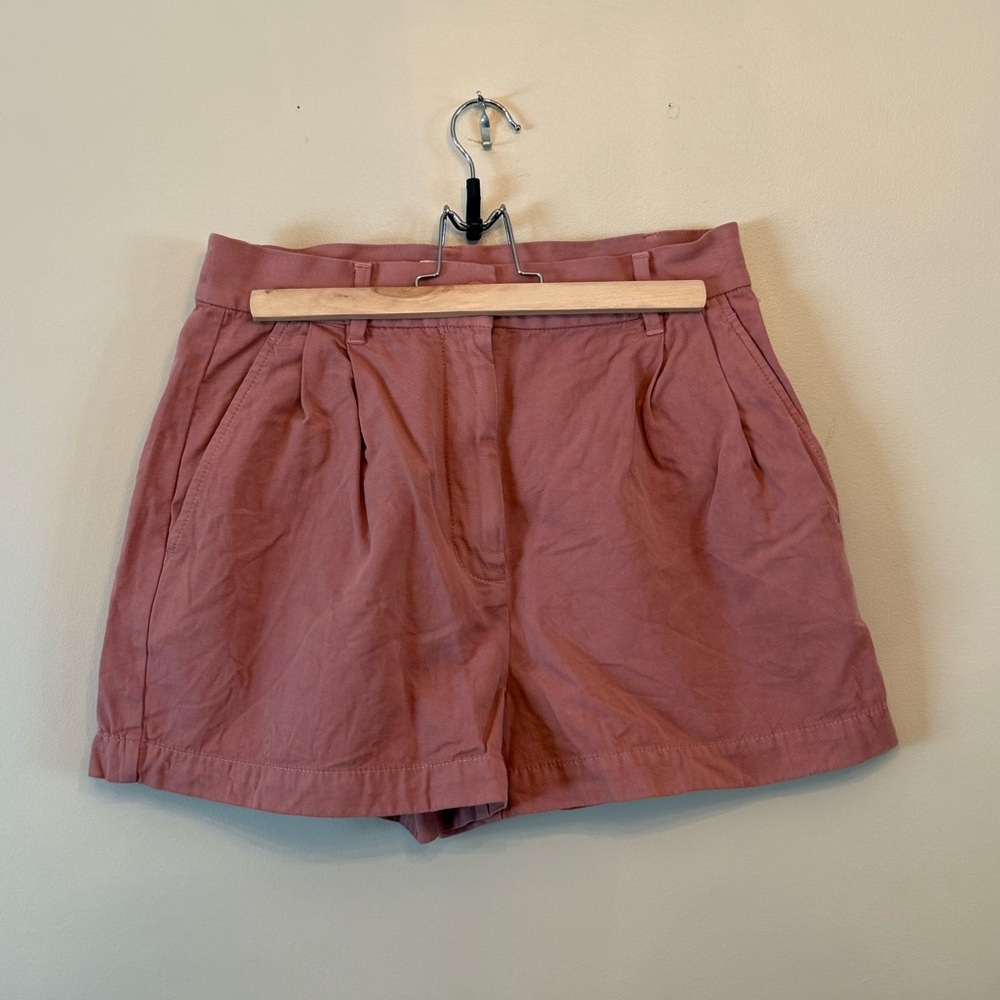 Aritzia Wilfred Free Cabin Short Coral Size 8